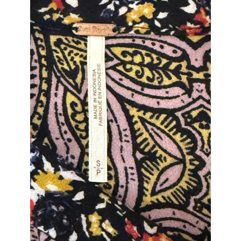 Free People Floral Paisley Mixed Print Tunic Top Bell Sleeve Boho Indie SZ Small